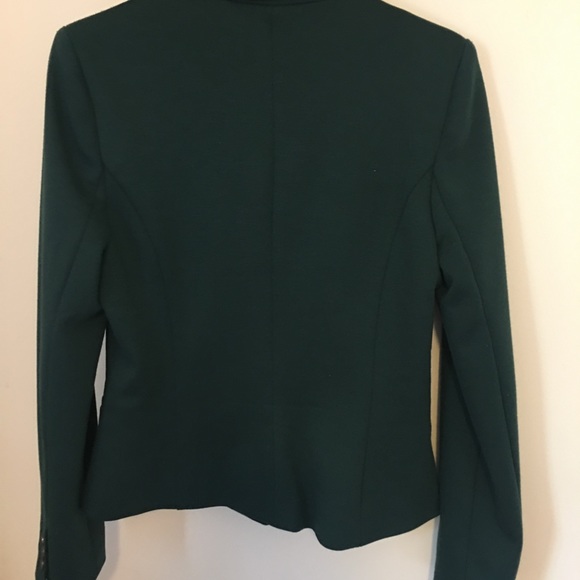 Blazer - Picture 2 of 4